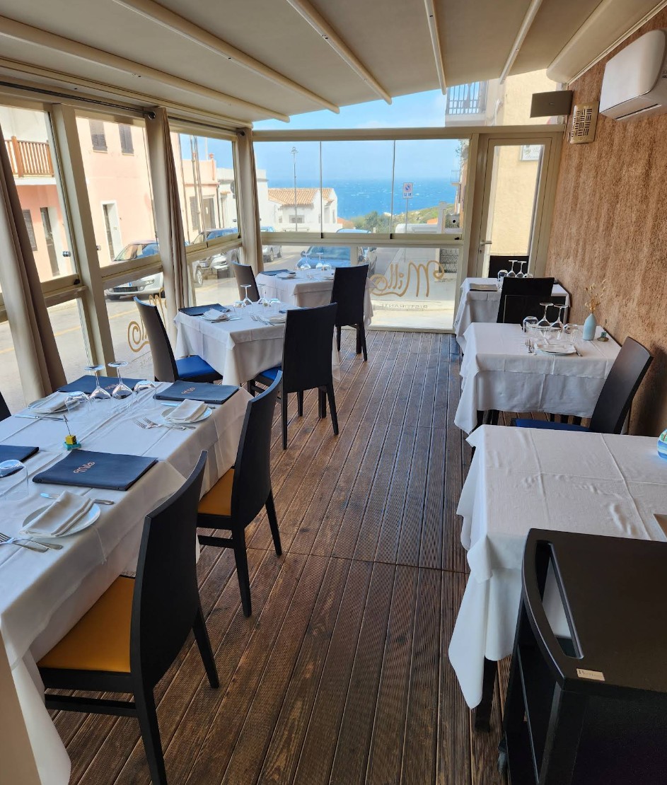restaurant