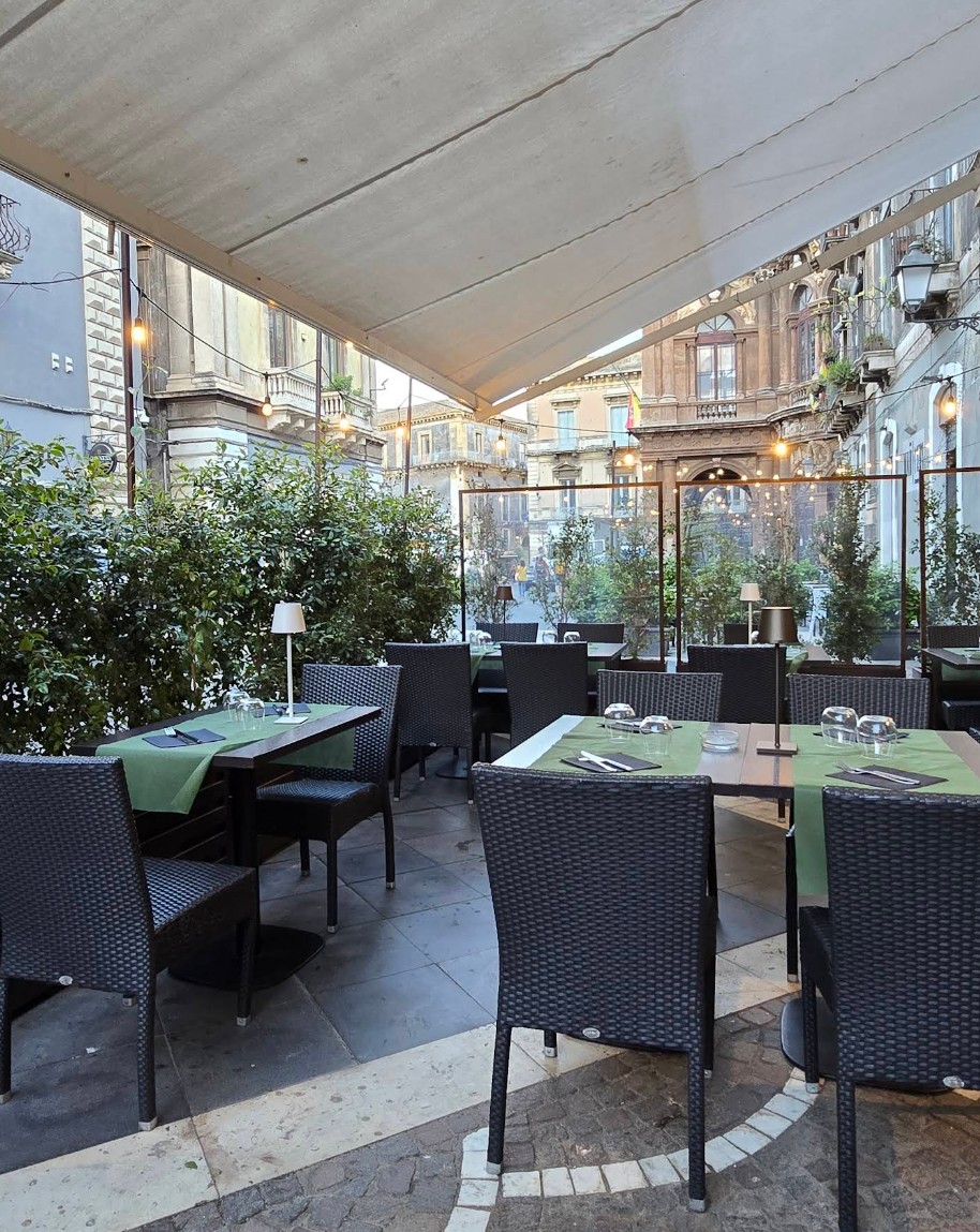 restaurant