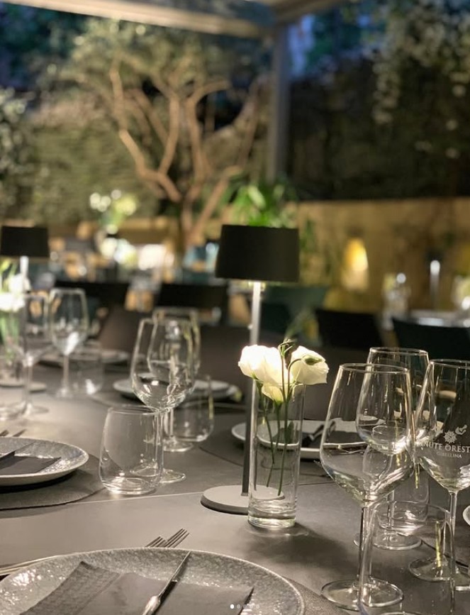 restaurant