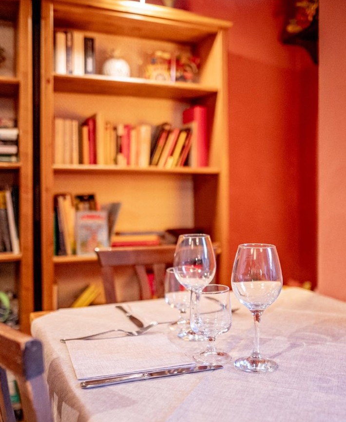 restaurant