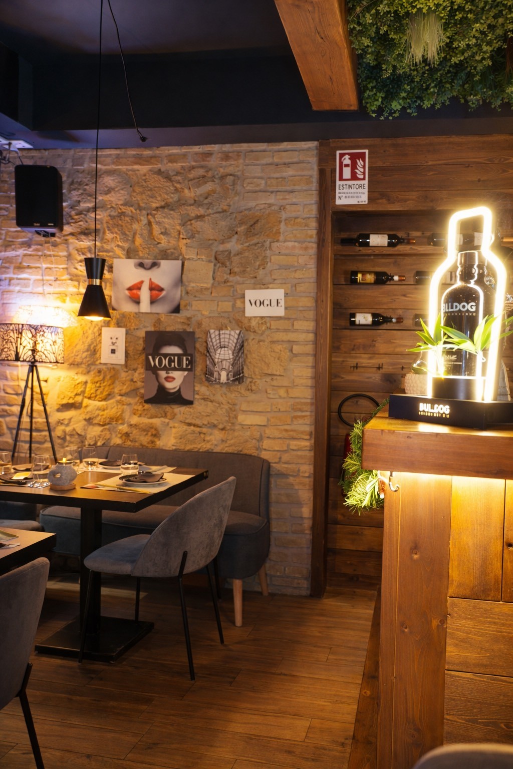 restaurant