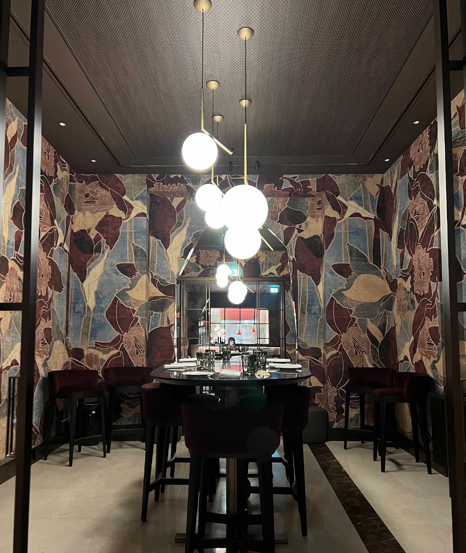 restaurant