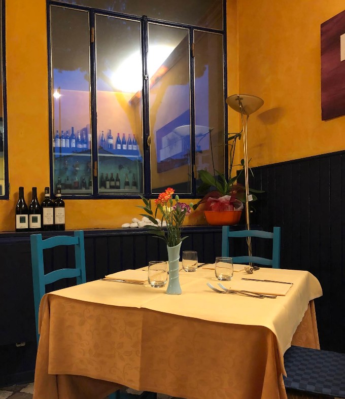 restaurant