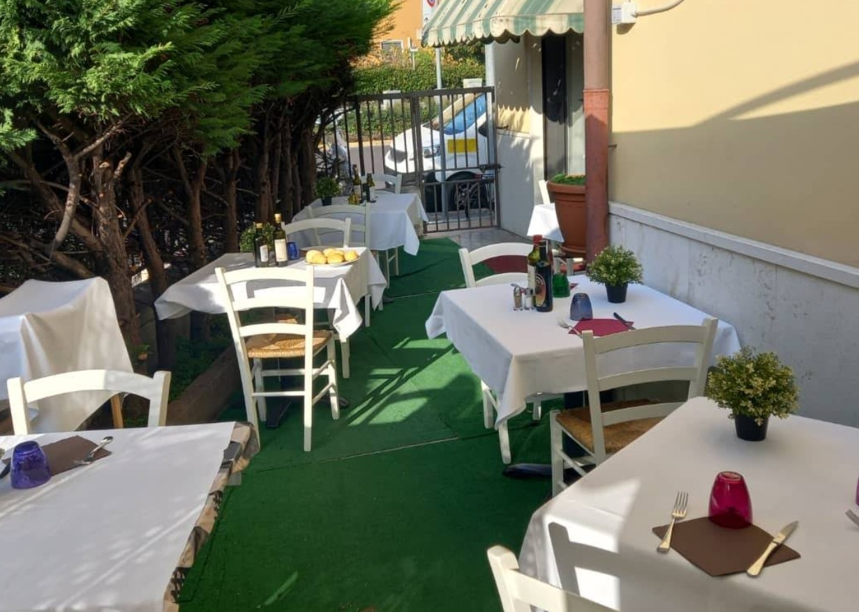 restaurant