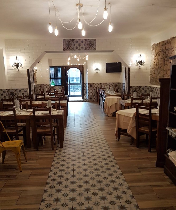 restaurant