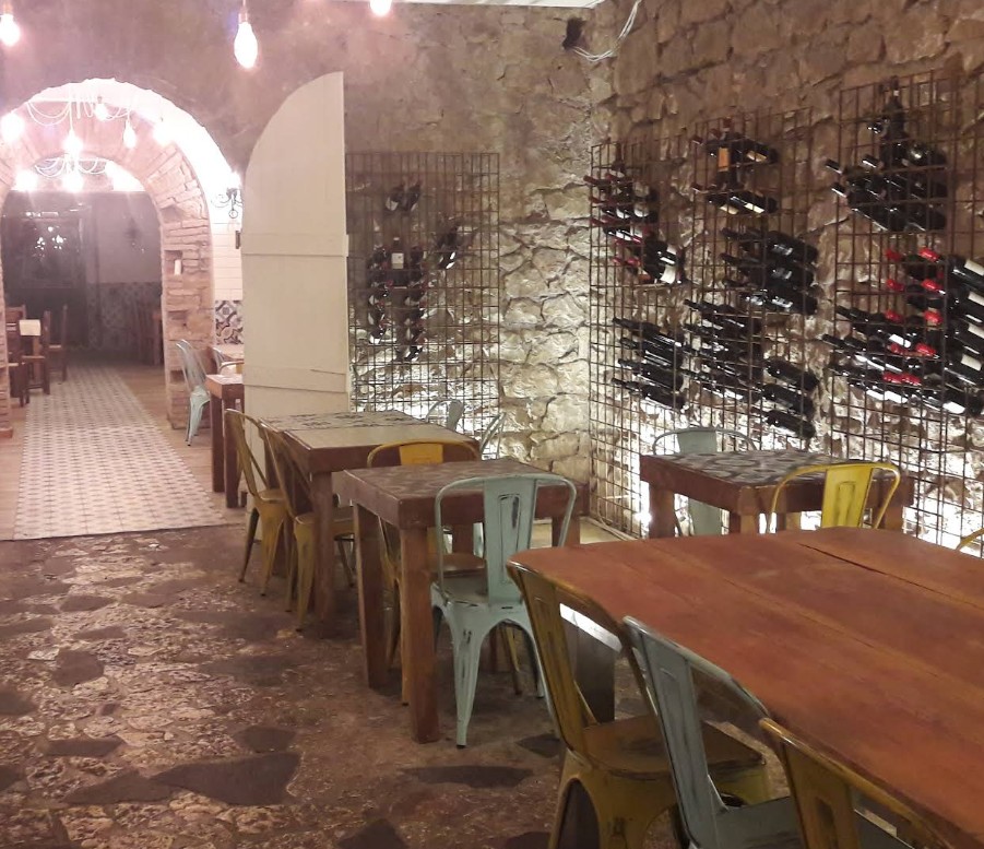 restaurant
