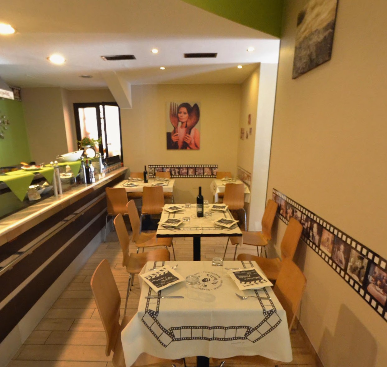 restaurant