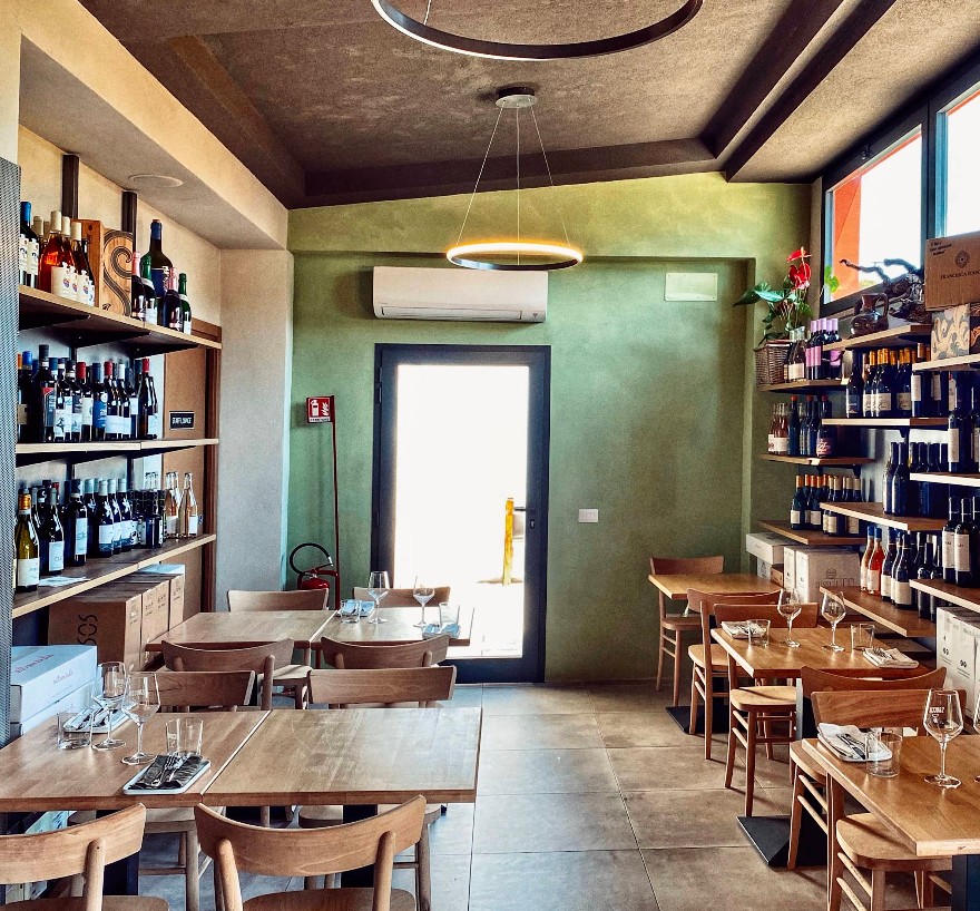 restaurant