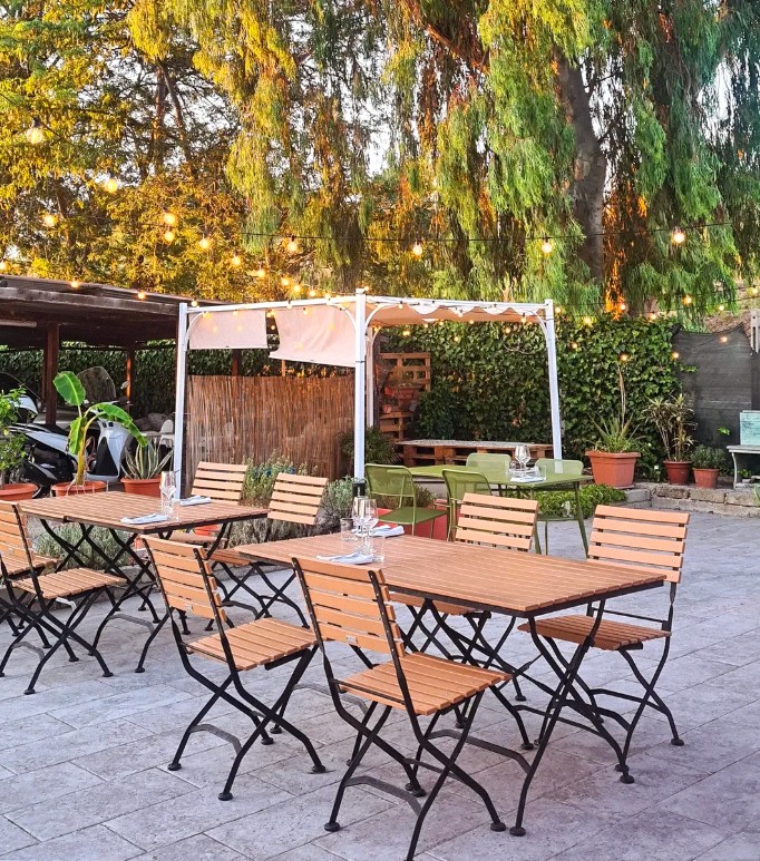 restaurant