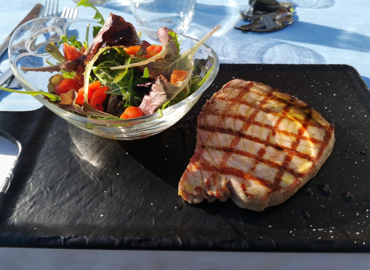 restaurant