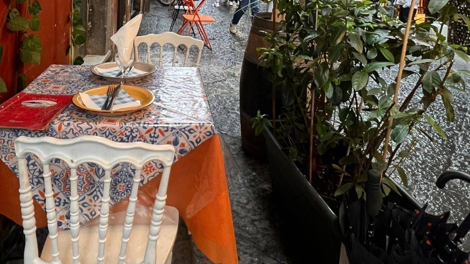 restaurant