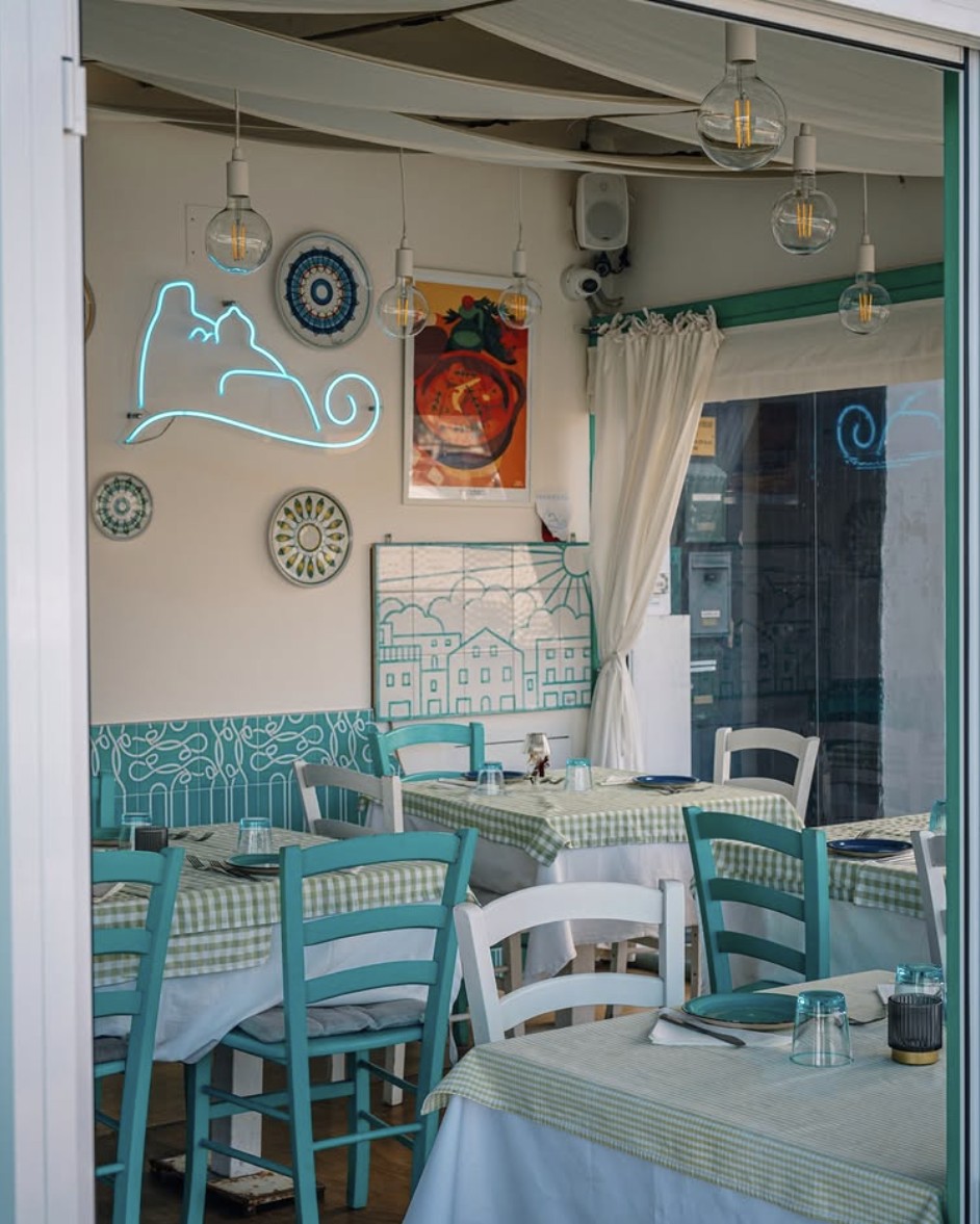 restaurant
